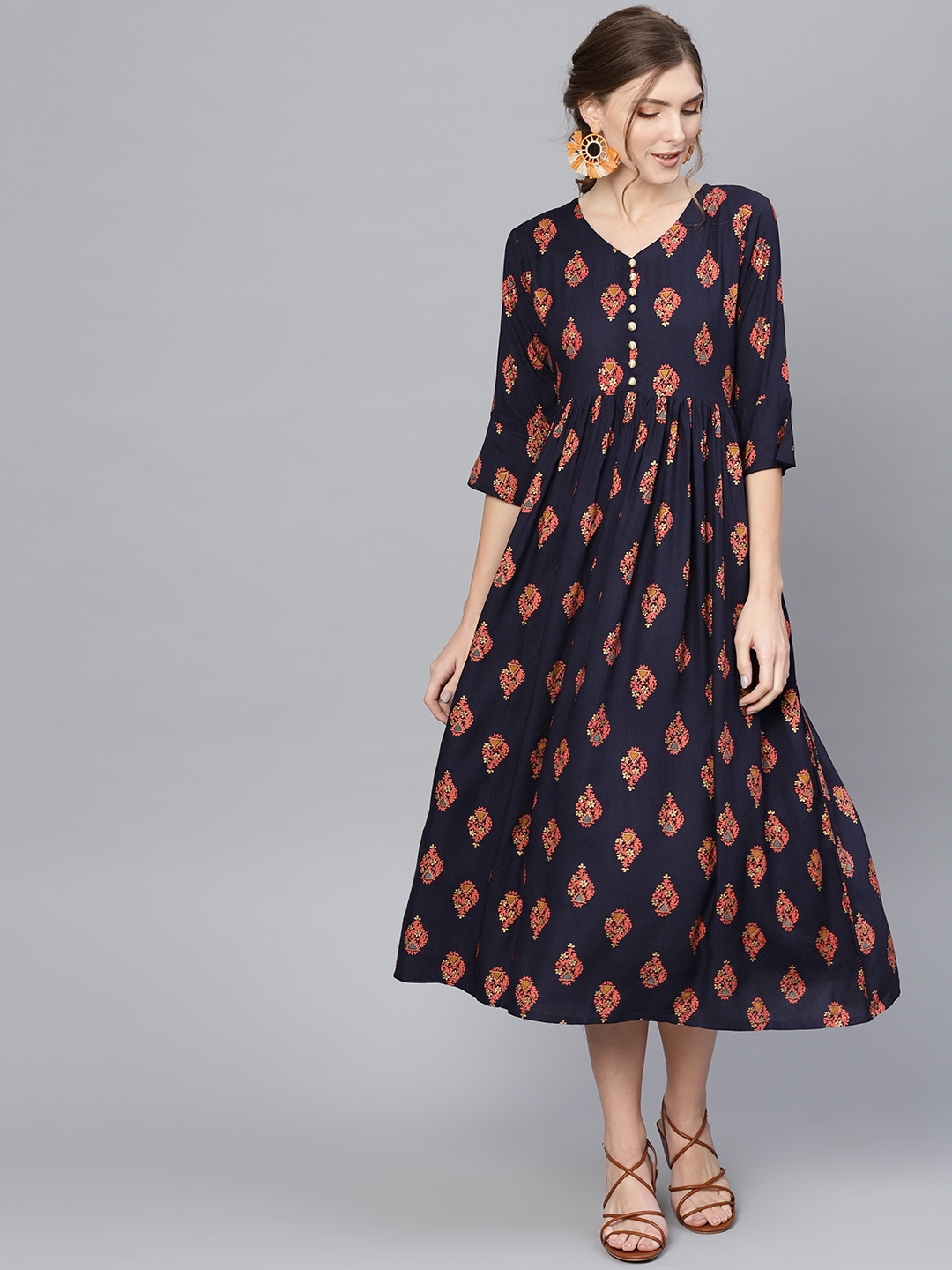 libas designer gowns