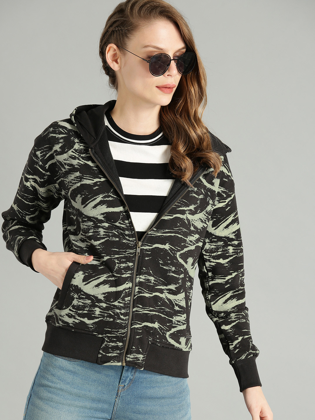 Buy The Roadster Lifestyle Co Women Black & Olive Green Printed Hooded