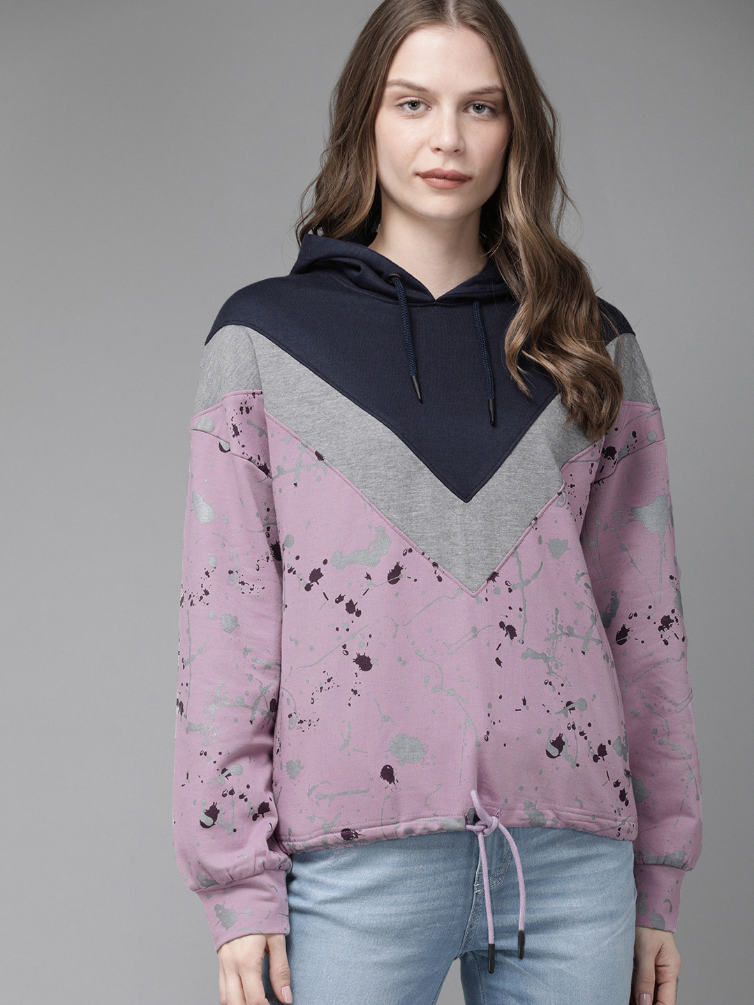 Buy The Roadster Lifestyle Co Women Pink & Navy Blue Colourblocked Hooded Sweatshirt 