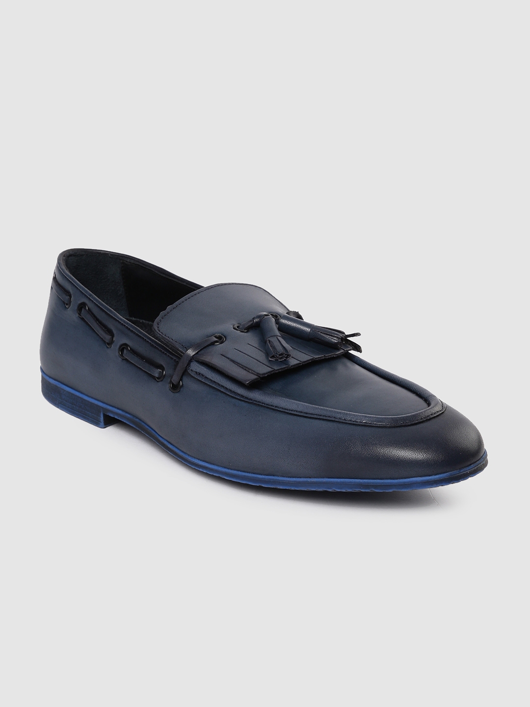 tresmode footwear