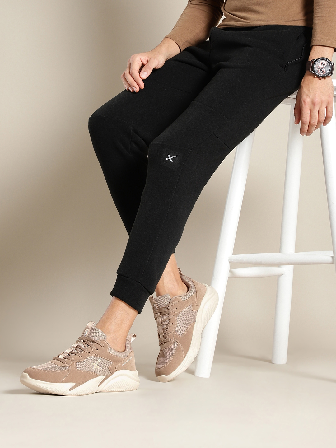 hrx beige sneakers