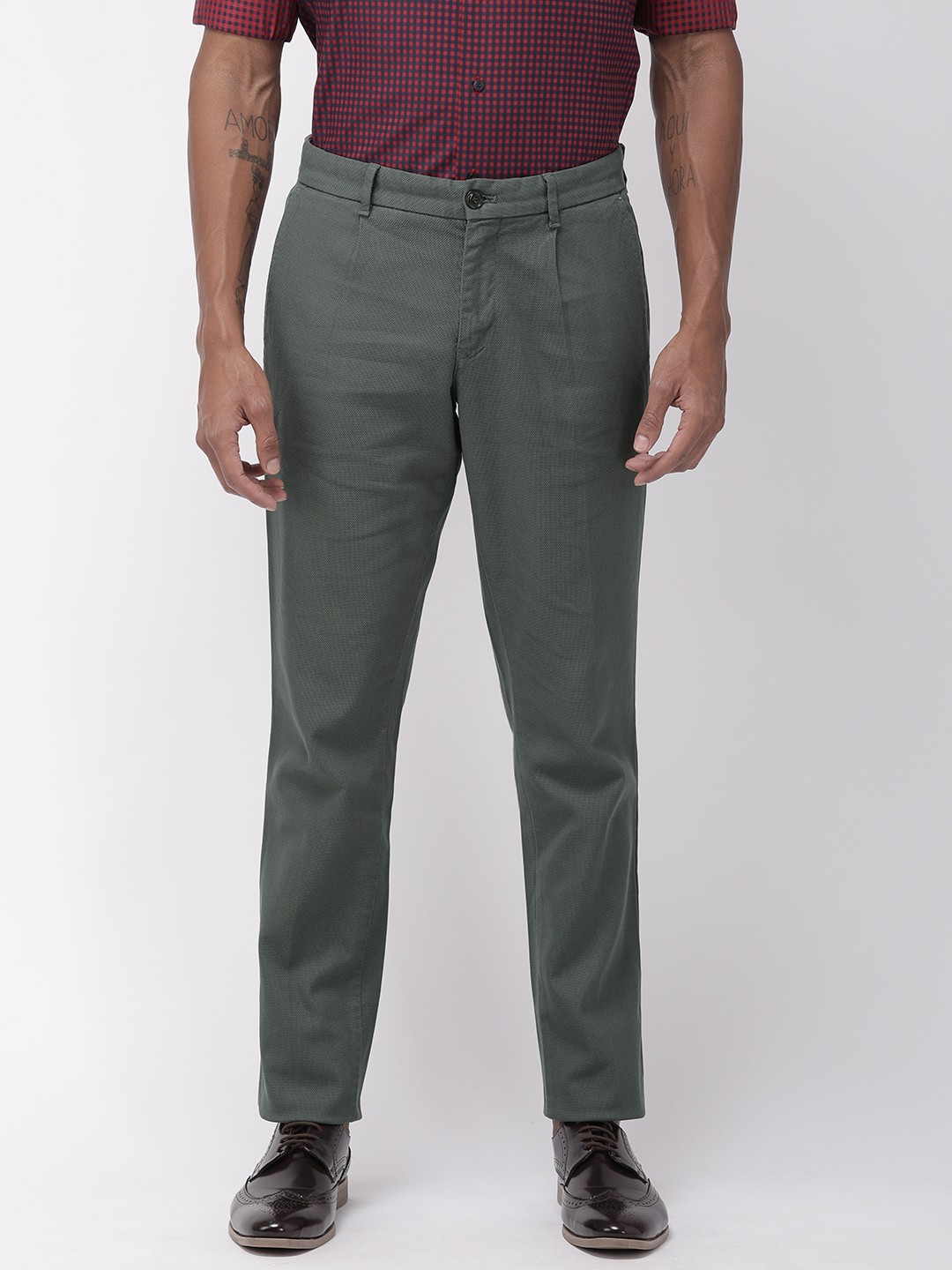 Buy Tommy Hilfiger Men Charcoal Grey Regular Fit Textured Regular ...