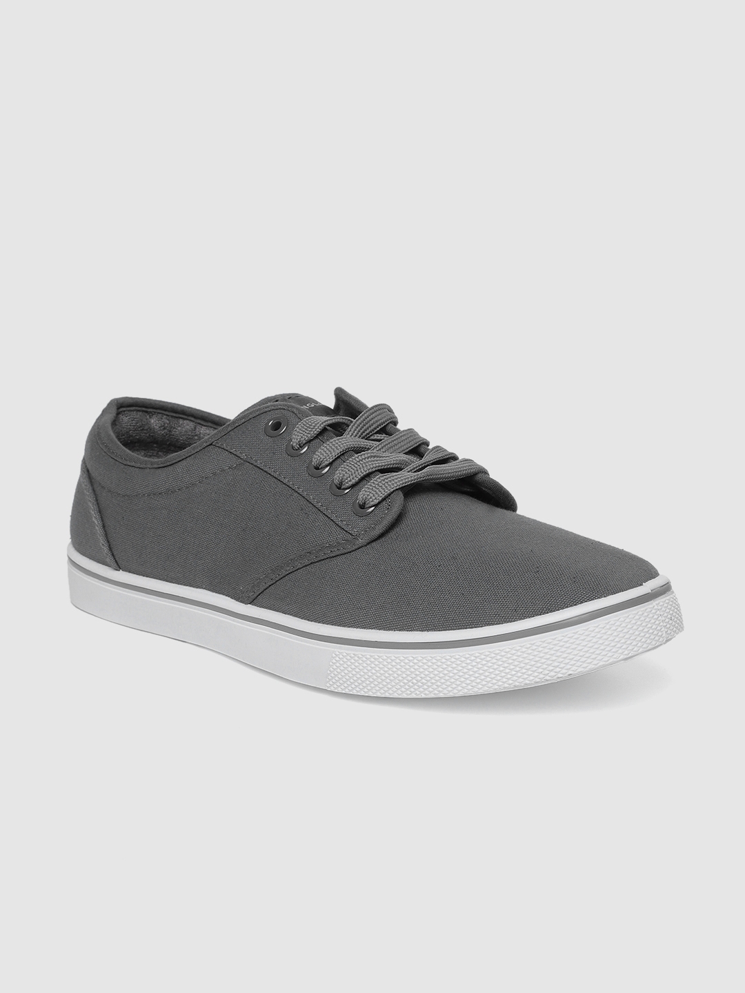 peter sneaker