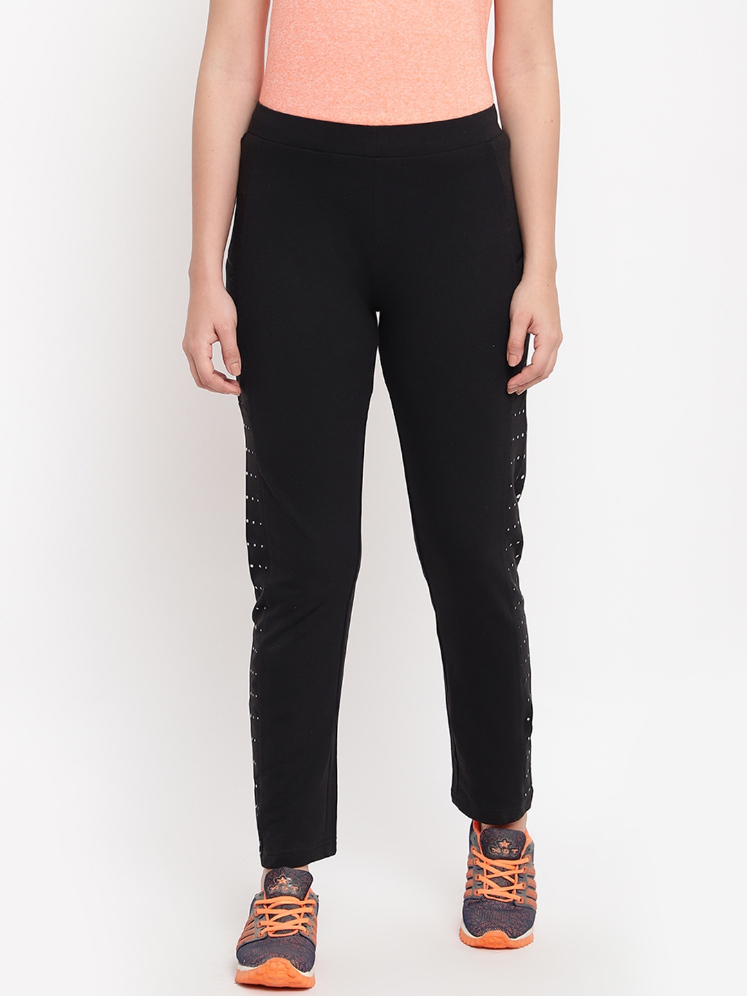 track pants on myntra