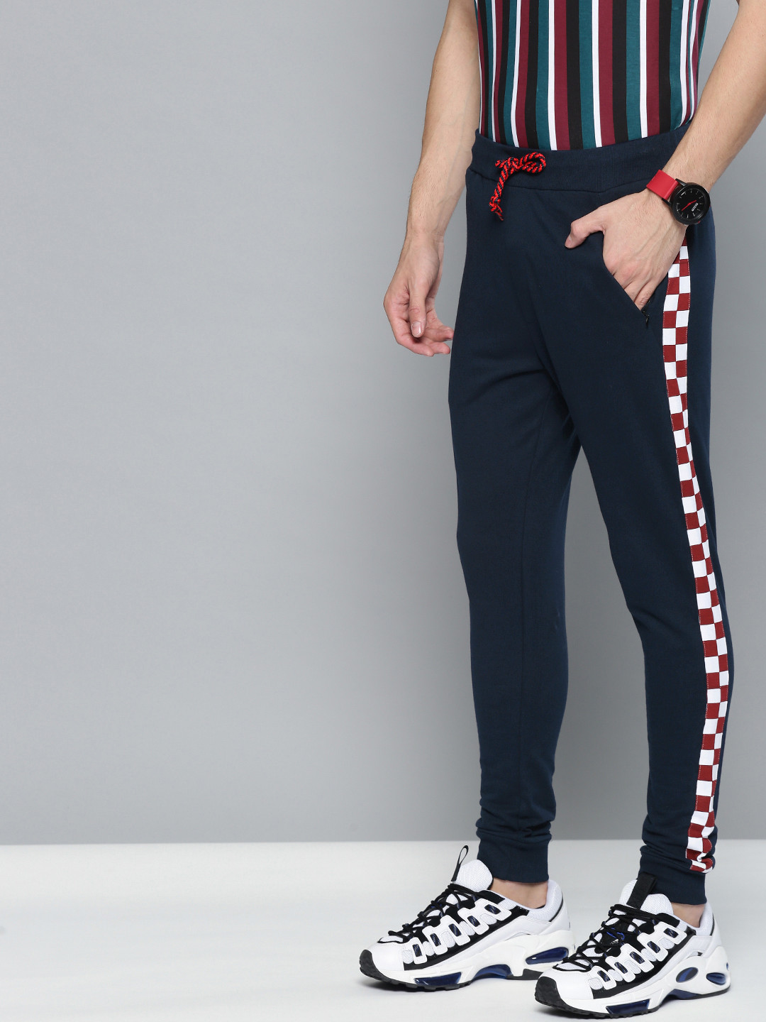 Buy Difference Of Opinion Men Navy Blue Solid Straight Fit Joggers
