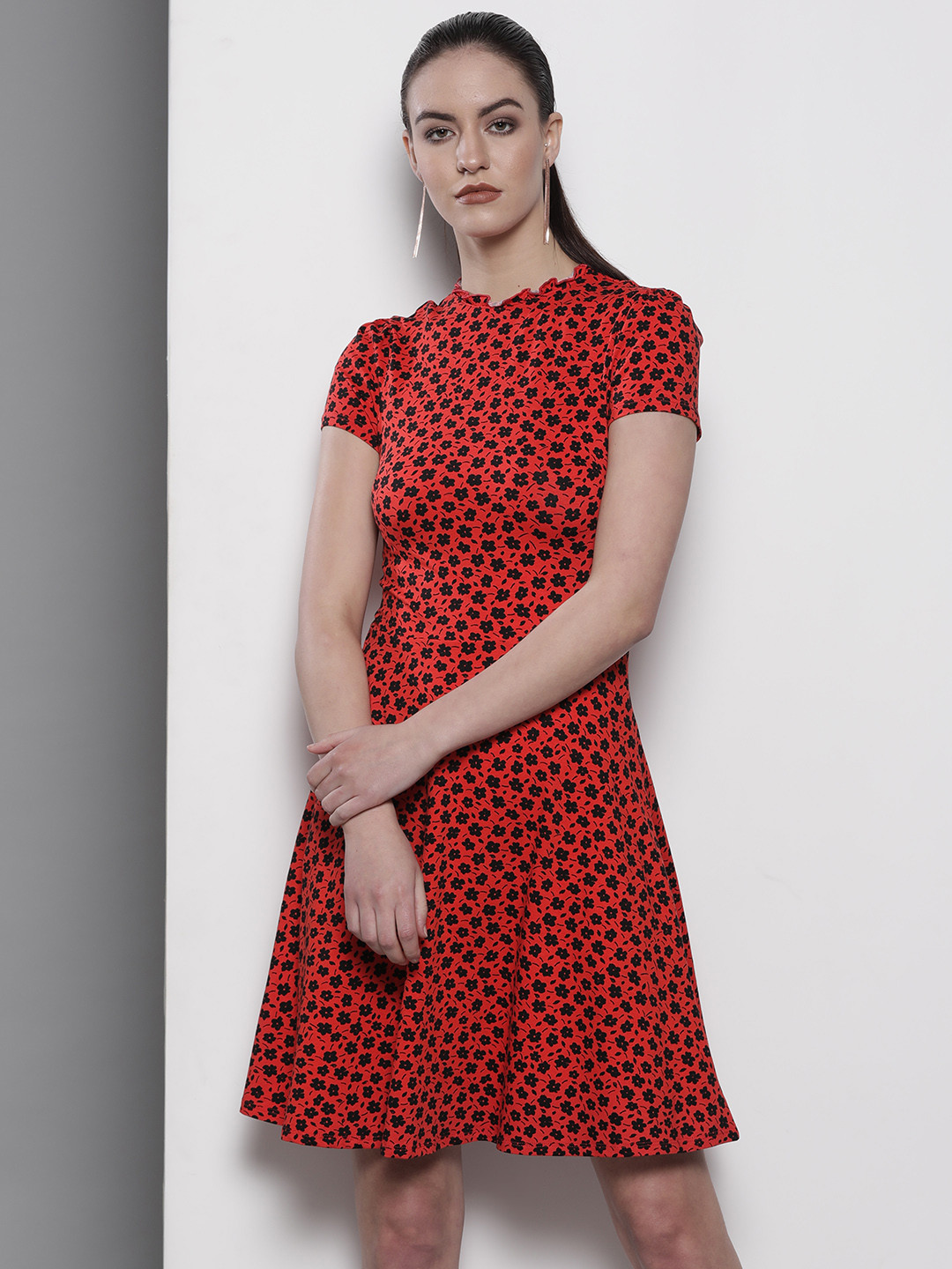Buy DOROTHY PERKINS Red & Black Floral Printed Skater Dress Dresses