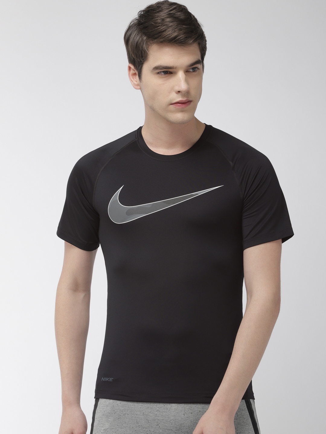 black slim fit tshirt