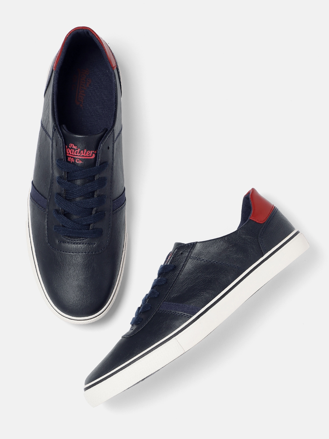 men's navy blue sneakers