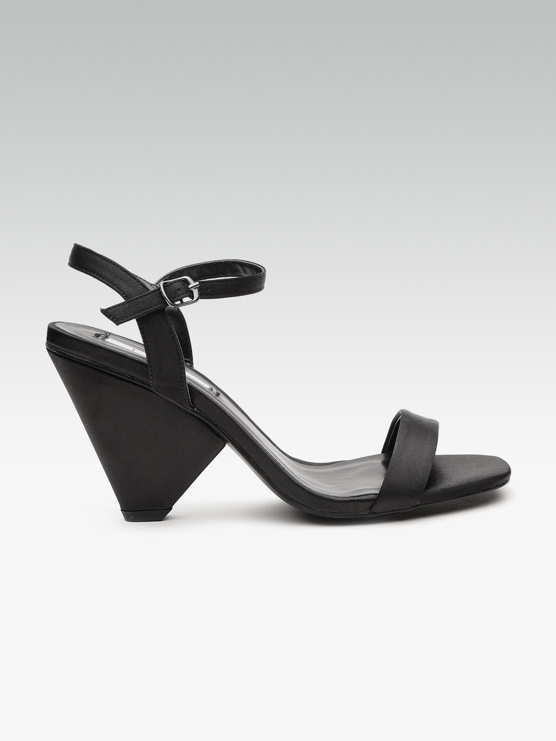 elle strappy low block heel