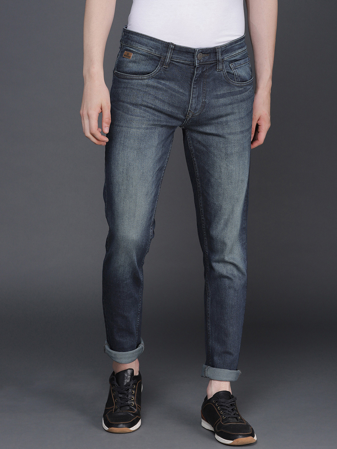 Buy WROGN Men Blue Slim Fit Mid Rise Clean Look Stretchable Jeans
