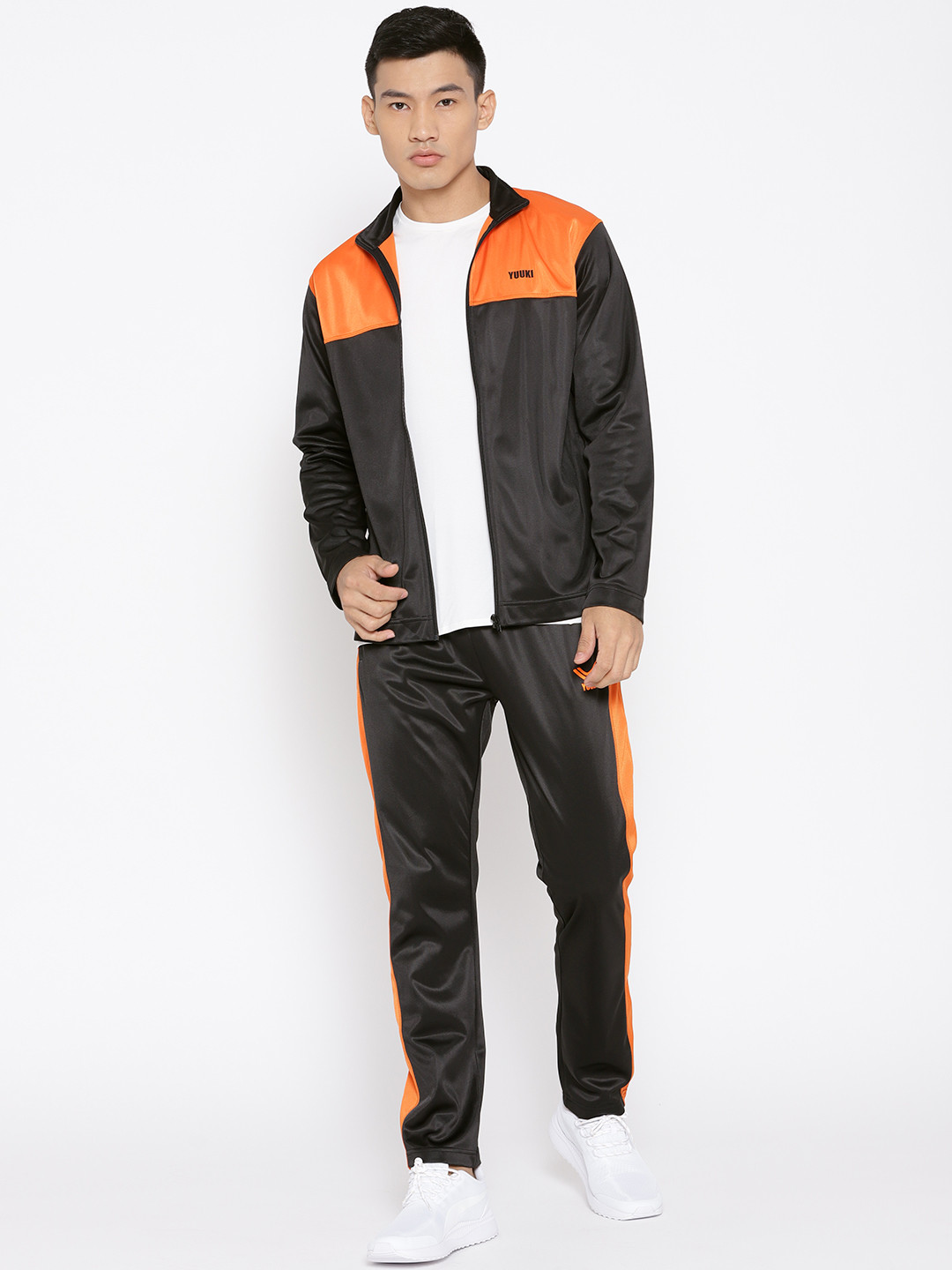 tracksuit for men myntra
