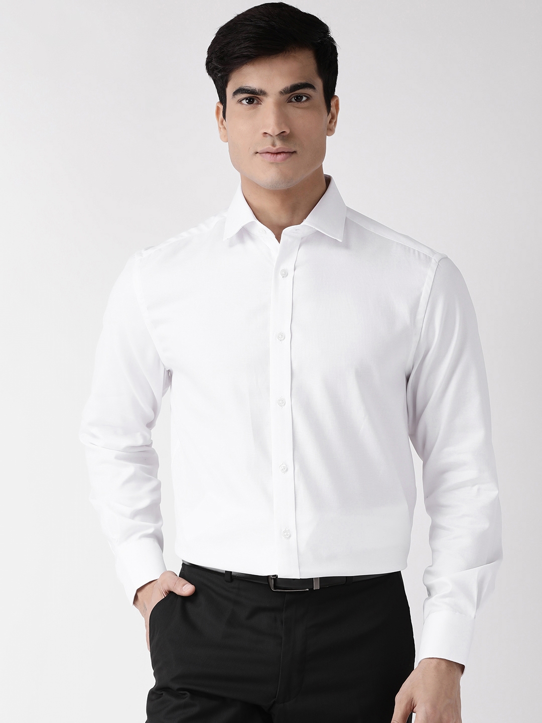 how to make a knot on a shirt