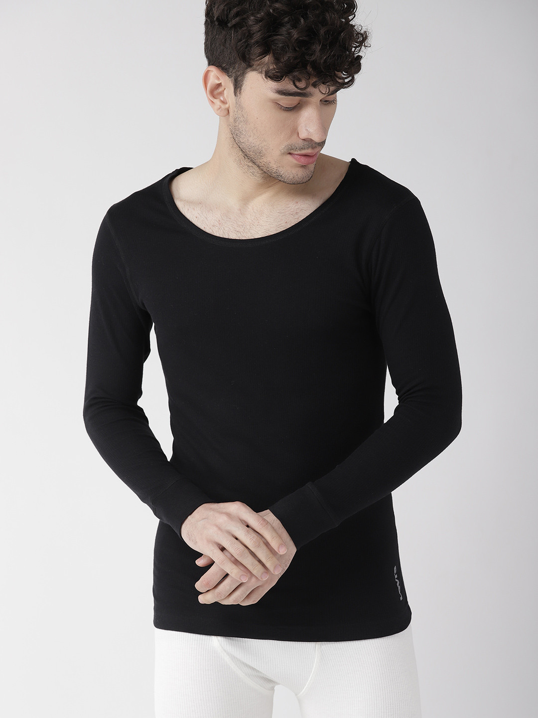 Buy Levis Men Black Solid Thermal Top Thermal Tops for Men 10723246