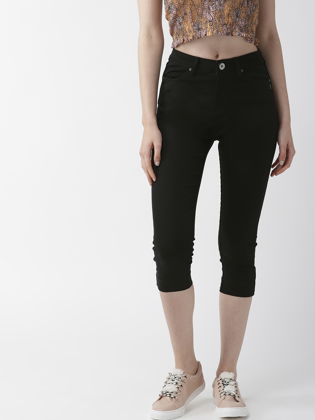 Buy Xpose Women Black Solid Skinny Fit Denim Capris - Capris for Women ...