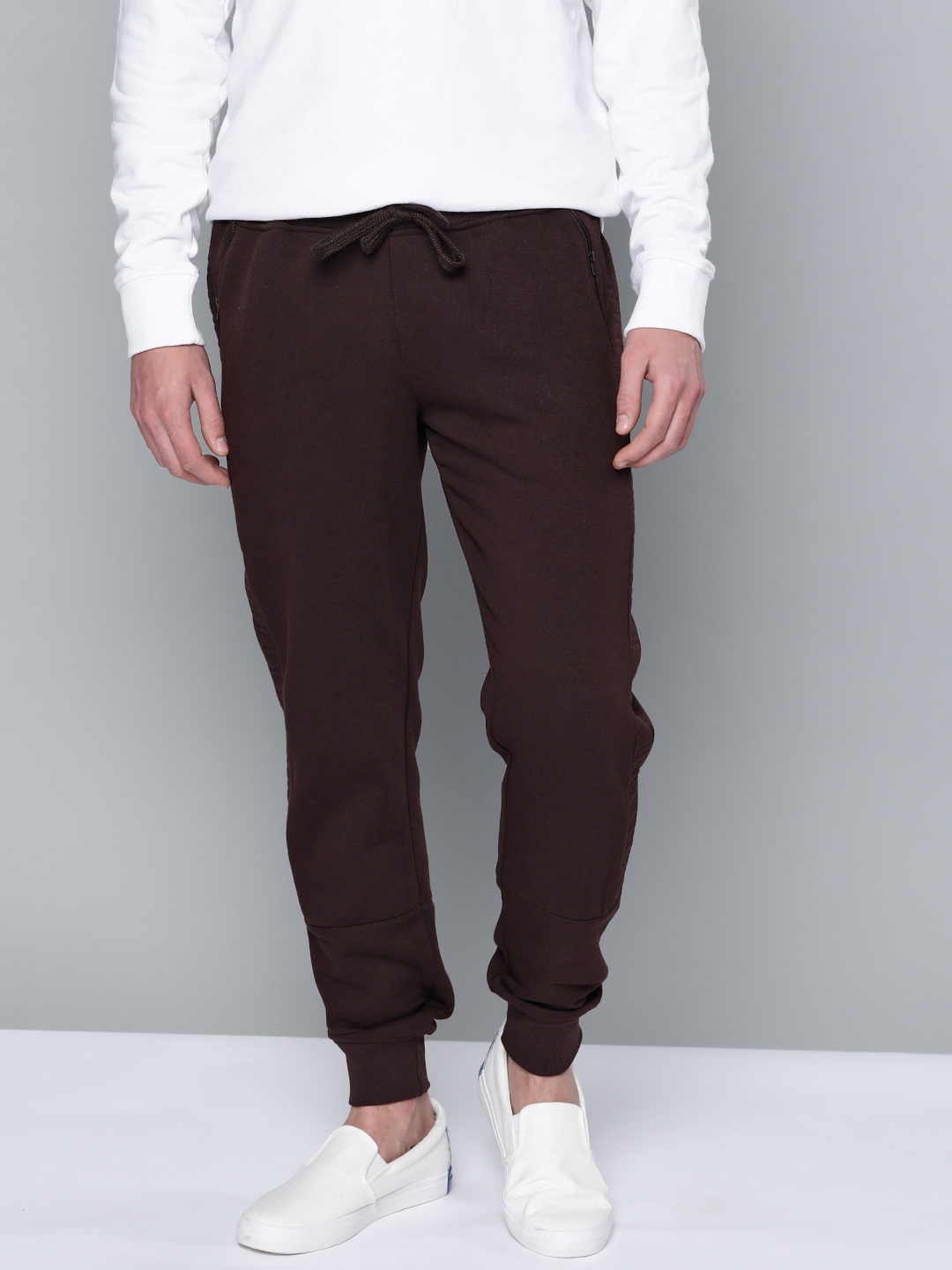 mast and harbour joggers