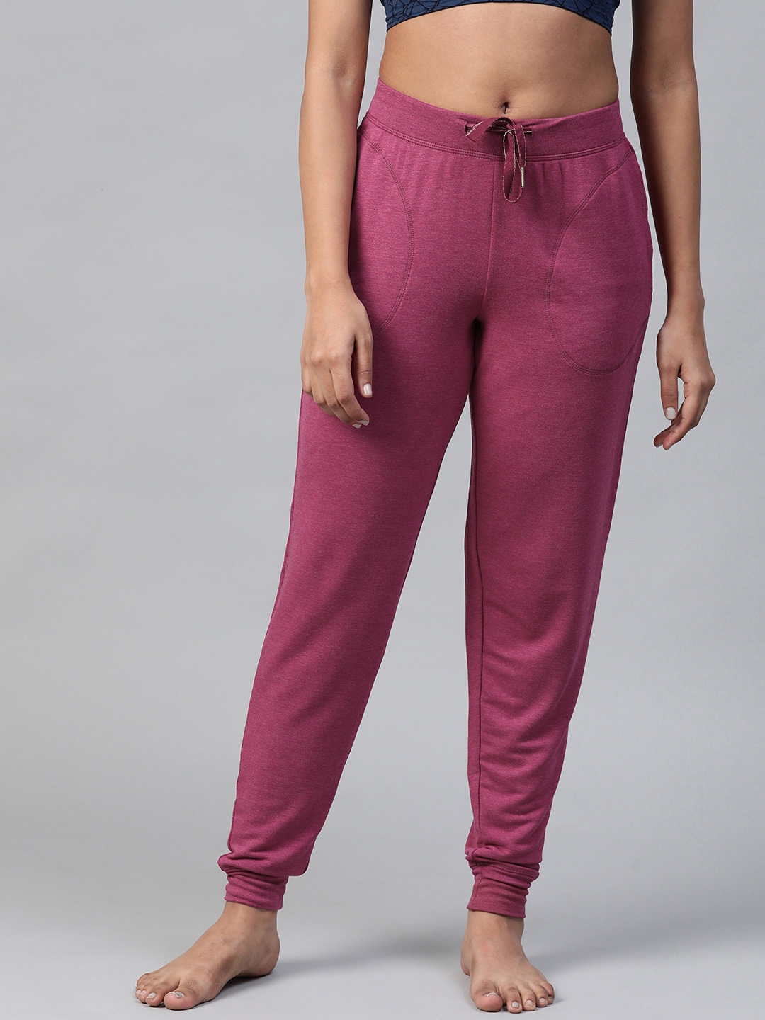 jogger pants myntra