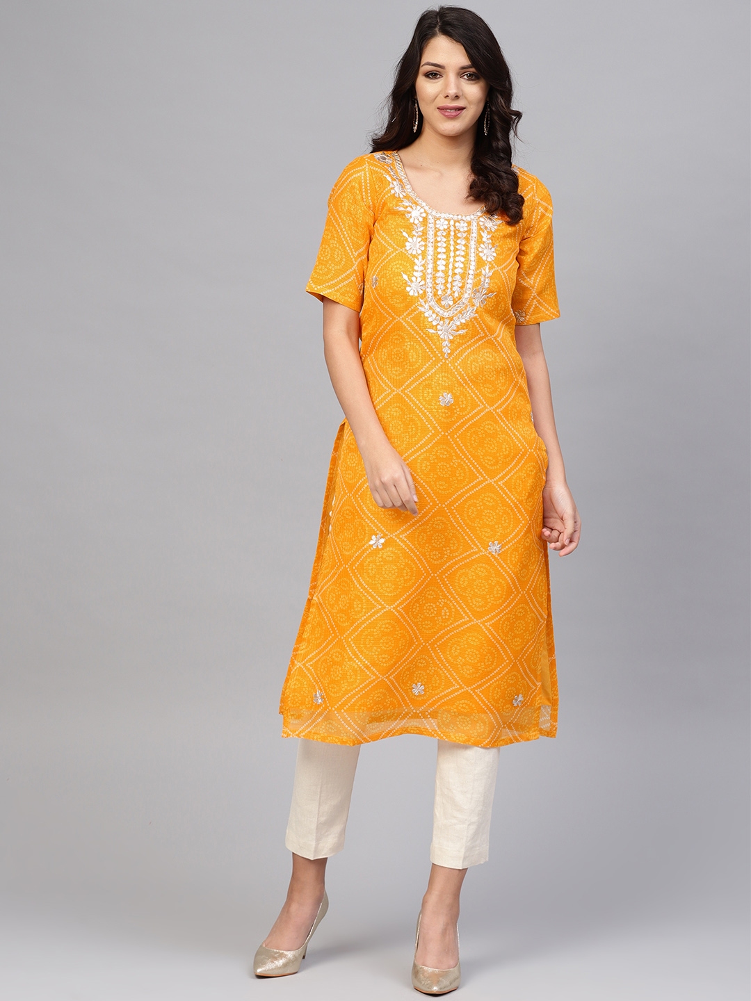 Buy SIAH Women Yellow & White Bandhani Print Straight Kurta - Kurtas ...