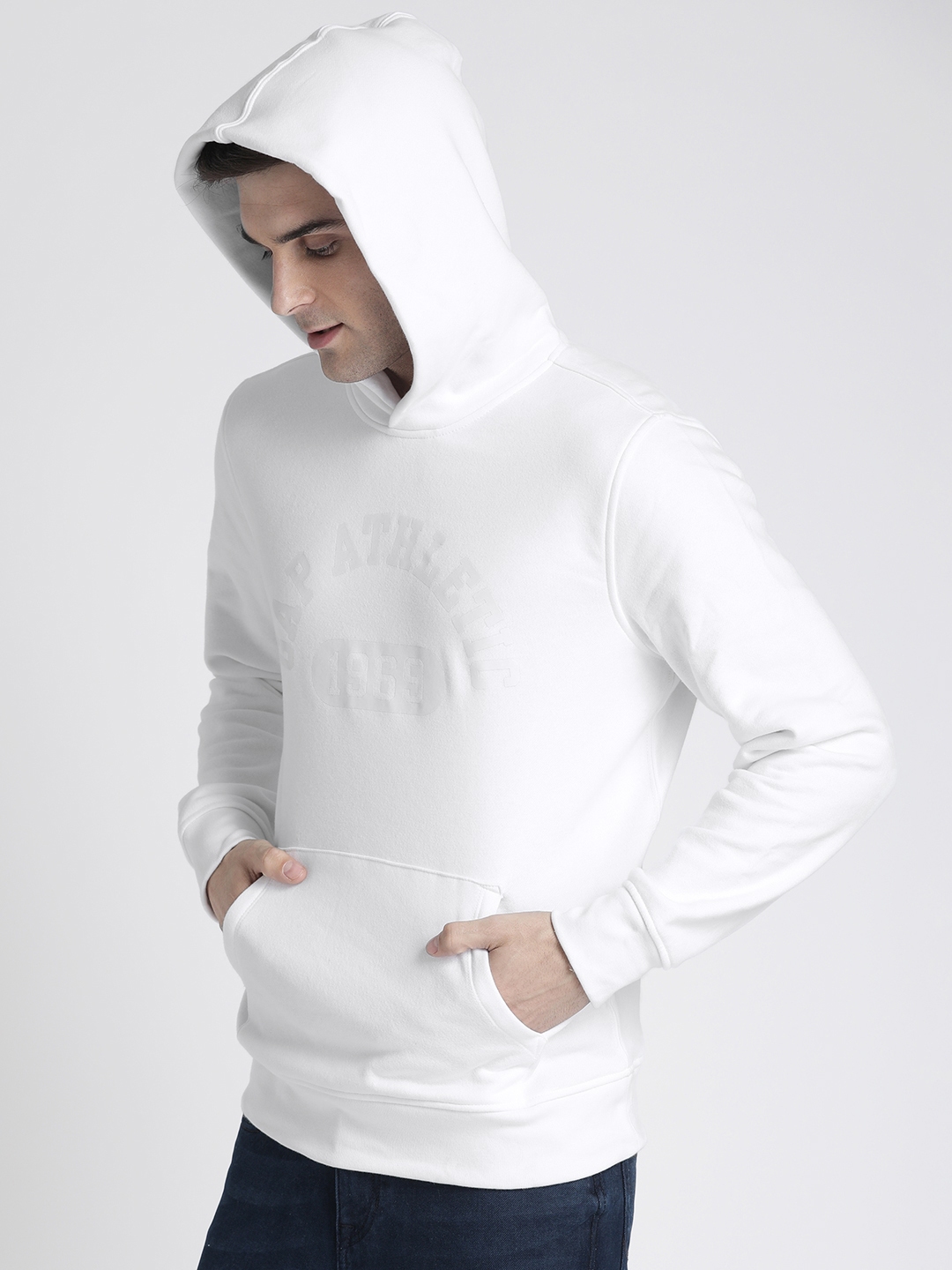 Buy GAP Men White Printed Hooded Sweatshirt - Sweatshirts for Men ...