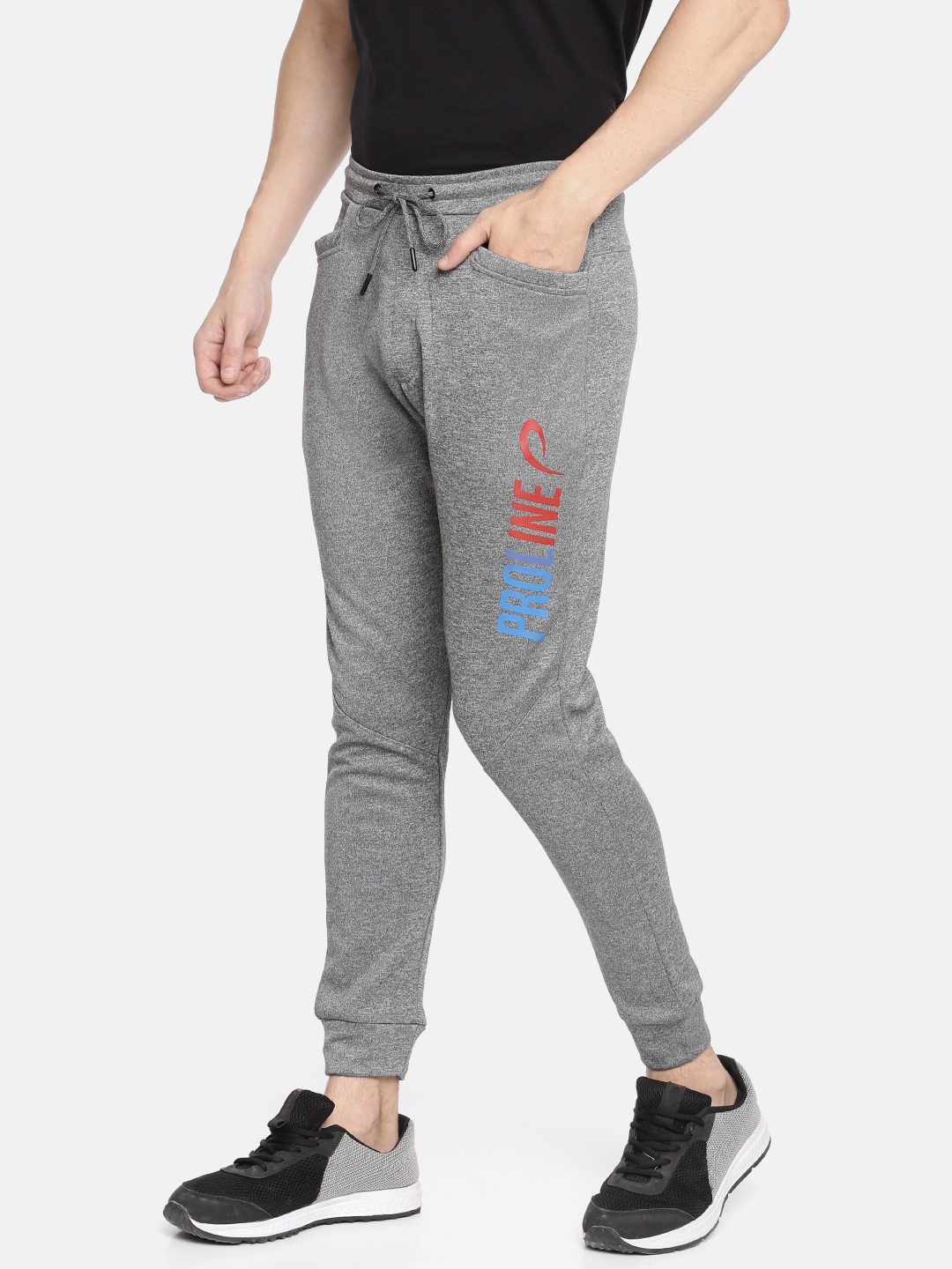 joggers myntra