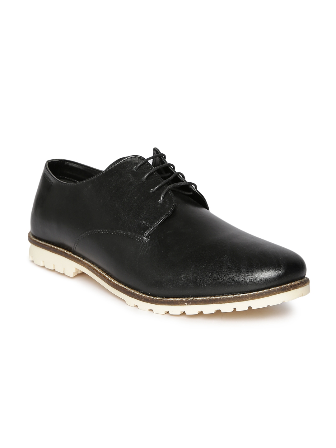 redtape casual leather shoes