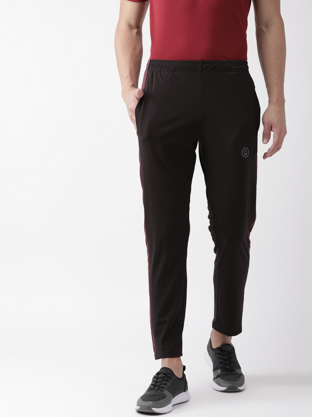 gym track pants for men