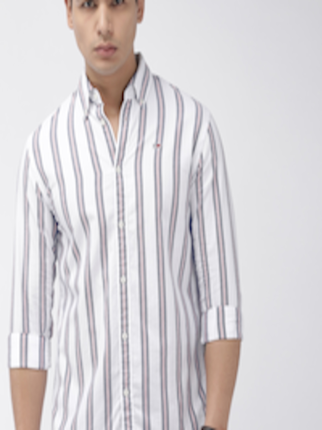 Buy Tommy Hilfiger Men White & Blue Regular Fit Striped Casual Shirt ...