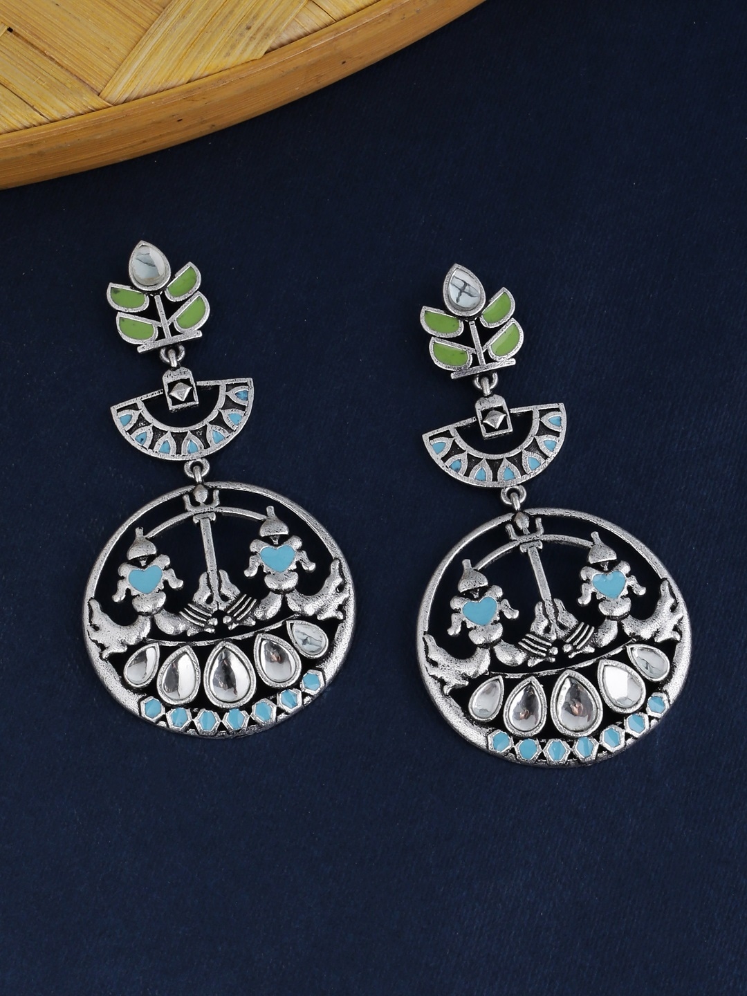 studio voylla earrings