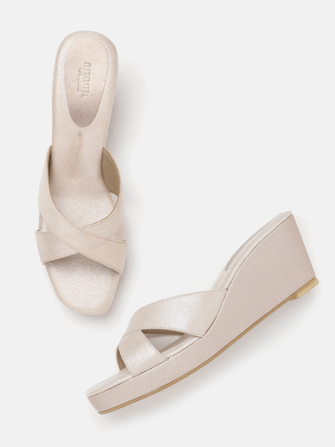 womens light pink wedges
