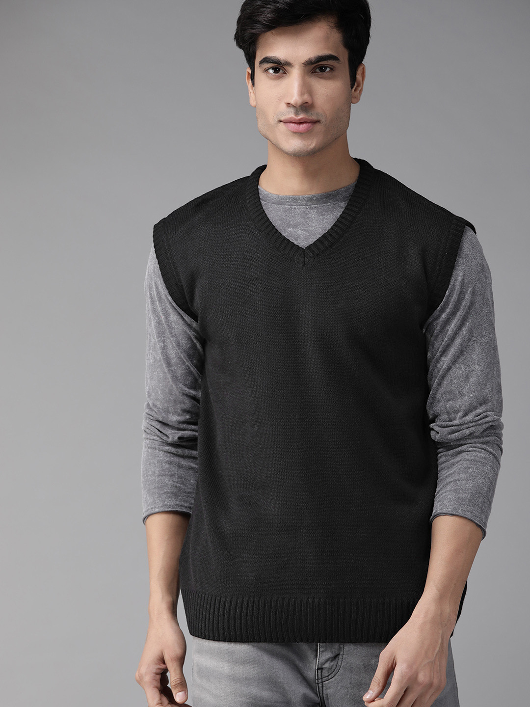 Buy The Roadster Lifestyle Co Men Black Solid Sweater Vest Sweaters