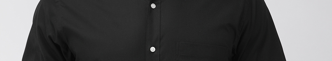 Buy Raymond Men Black Slim Fit Solid Formal Shirt - Shirts for Men ...