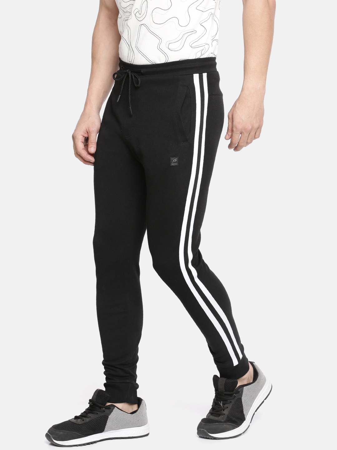 joggers track