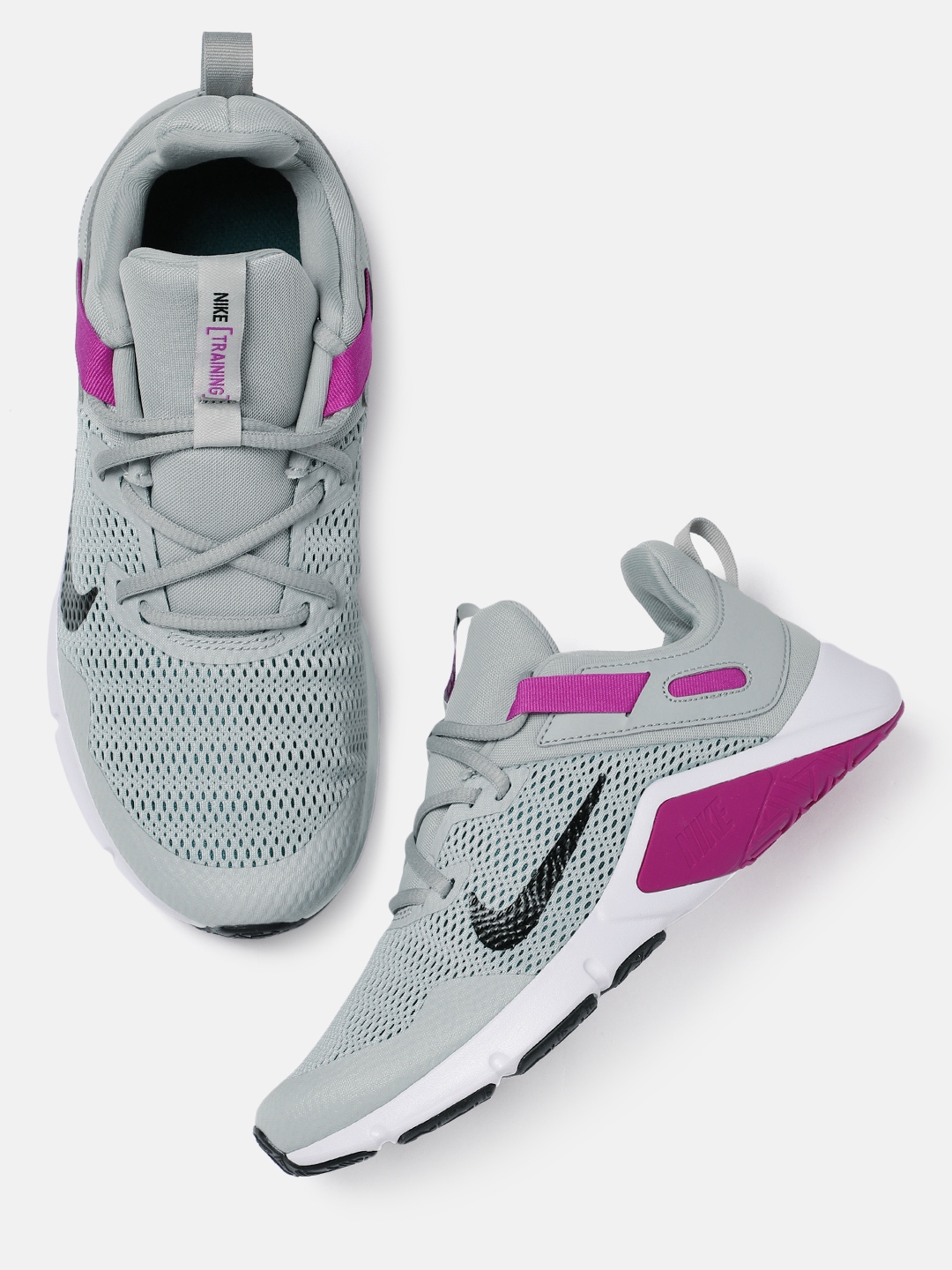 women's nike legend essential shoes