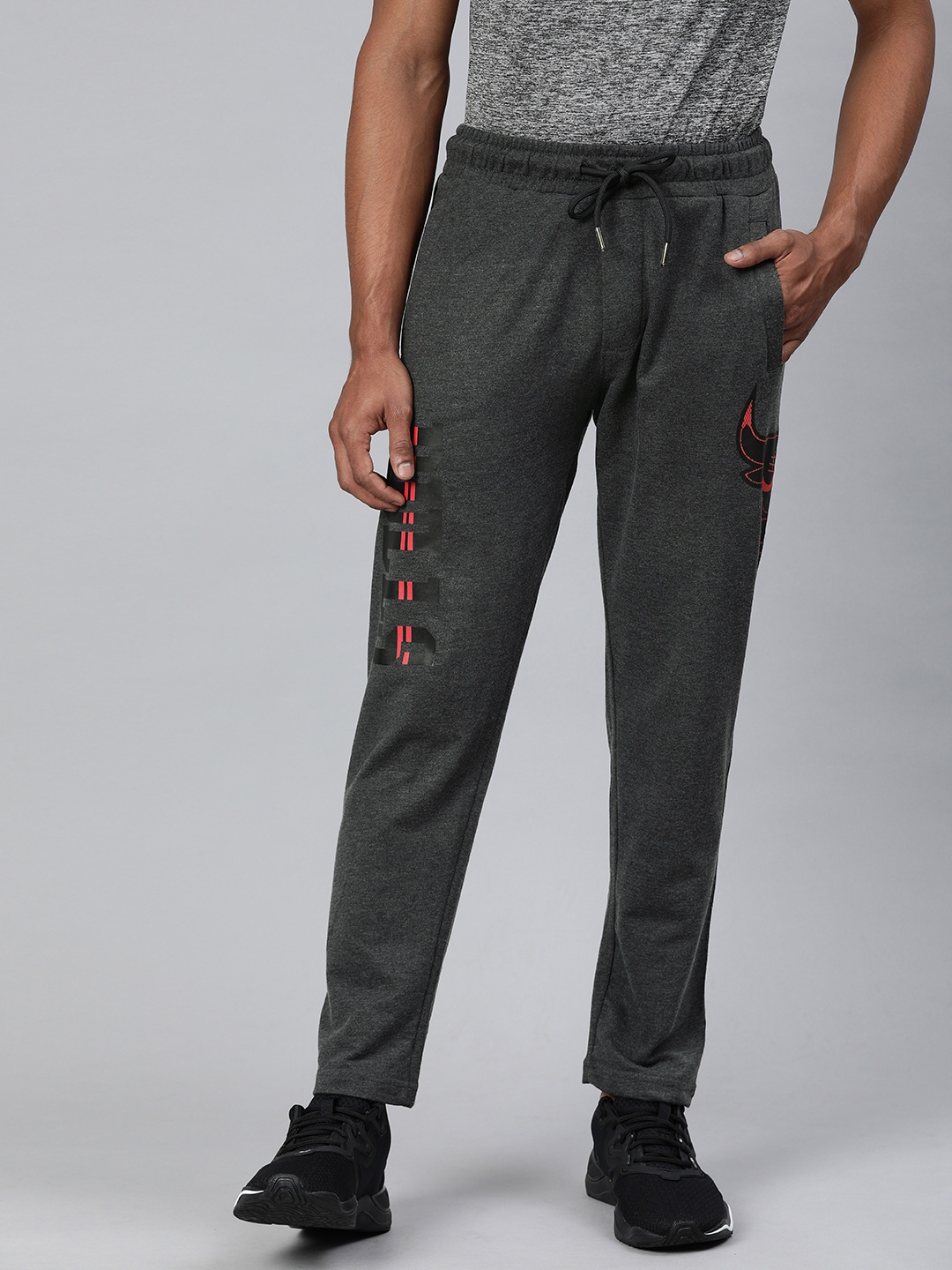 nike solid men's grey track pants