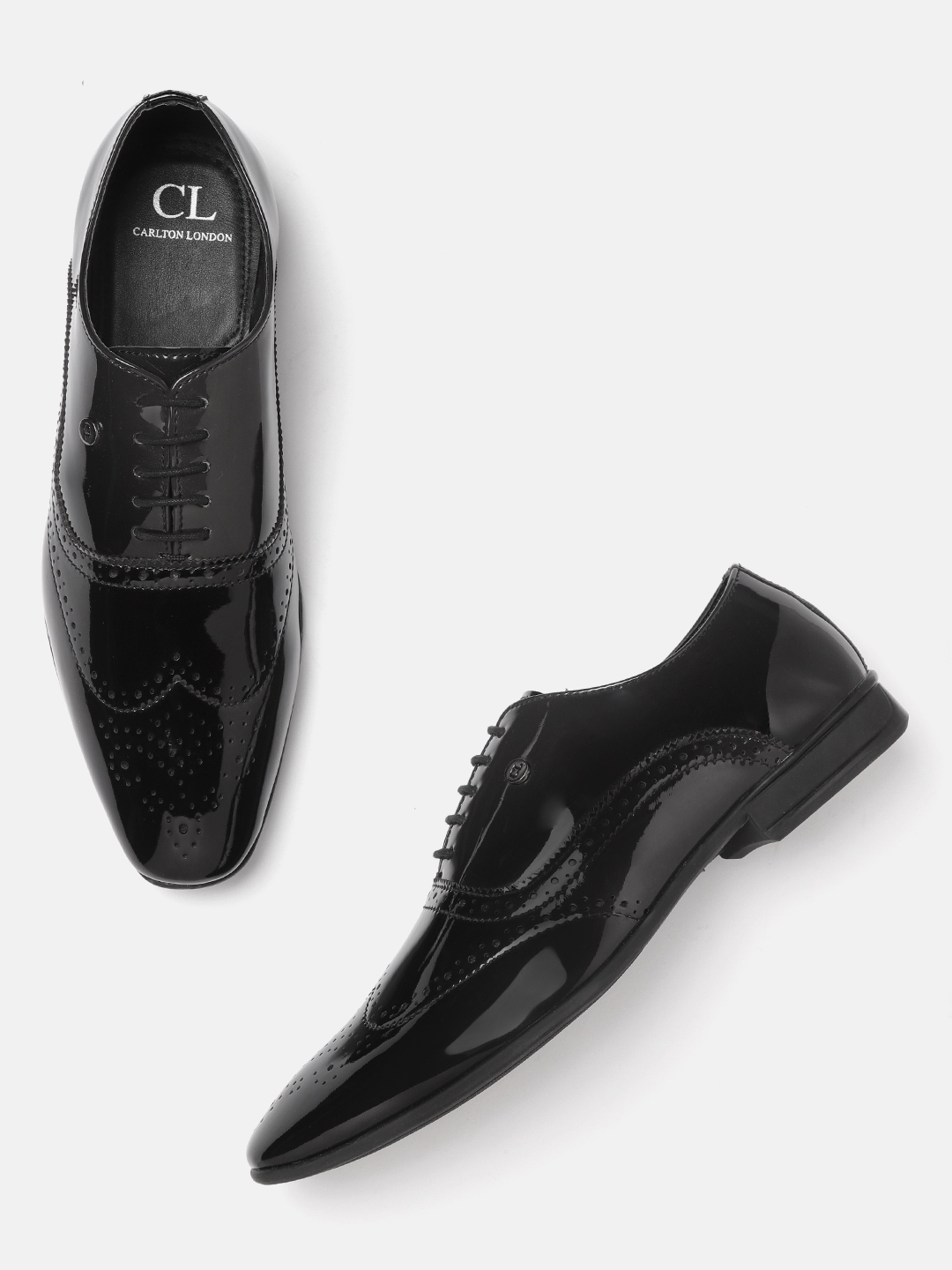 75 White Carlton london men formal shoes for Mens