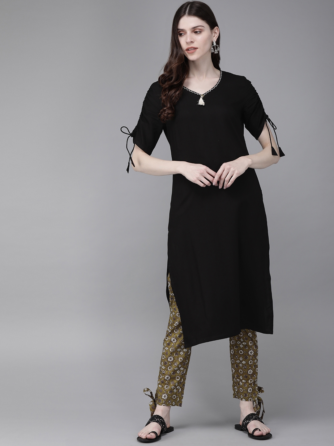 myntra anouk kurta set