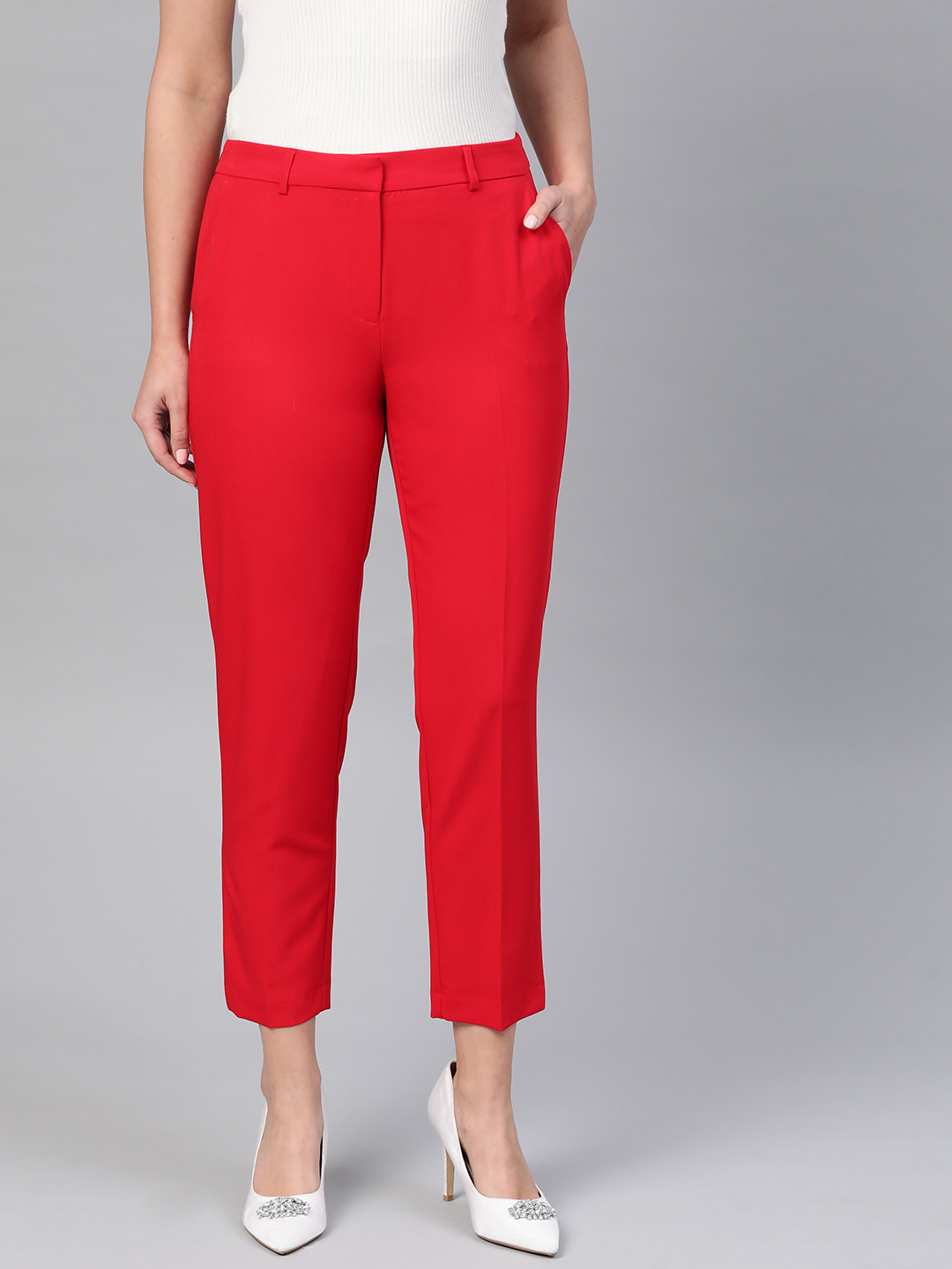 Buy DOROTHY PERKINS Women Red Regular Fit Solid Cropped Trousers Trousers for Women 11125956
