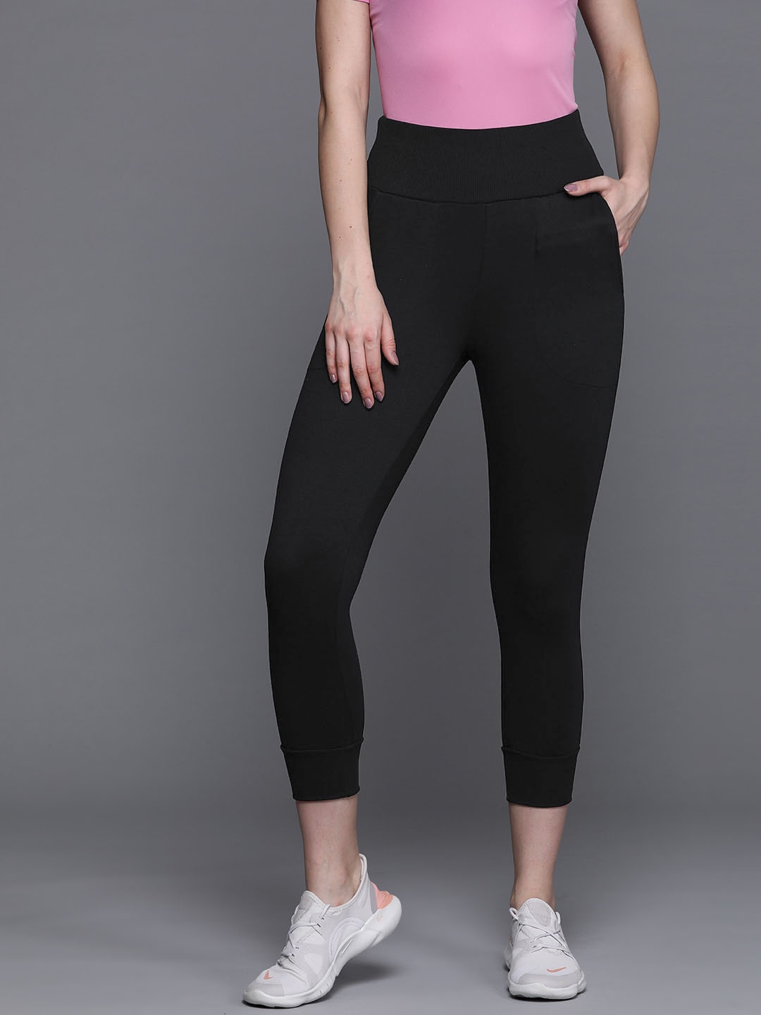 nike yoga tights