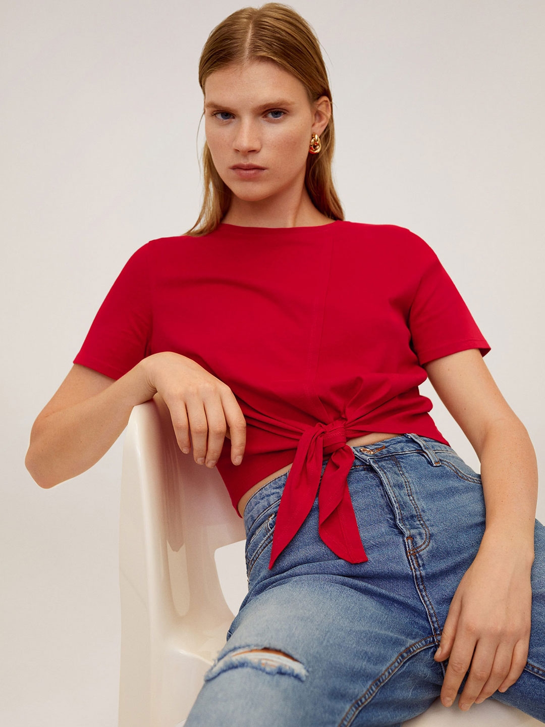 womans red tops