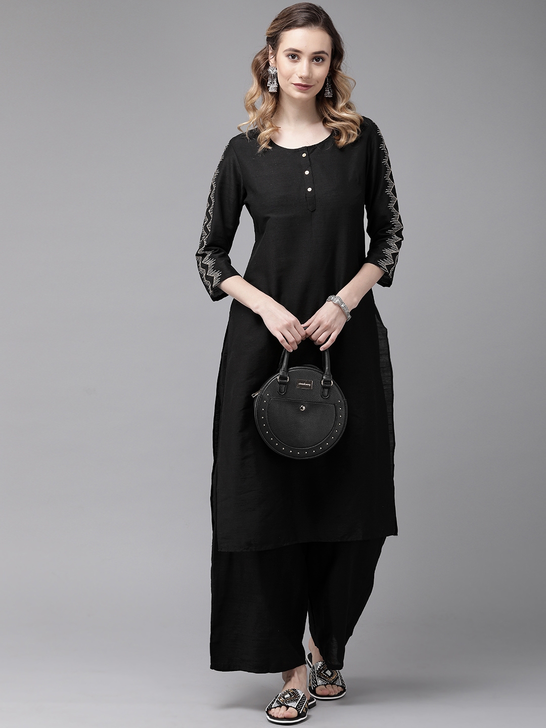 myntra anouk kurta set