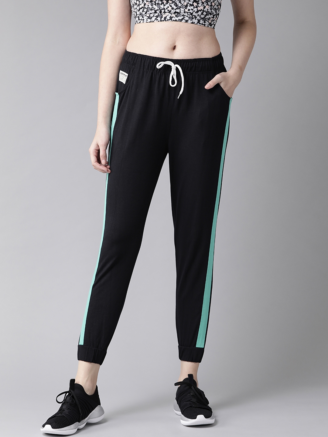joggers track