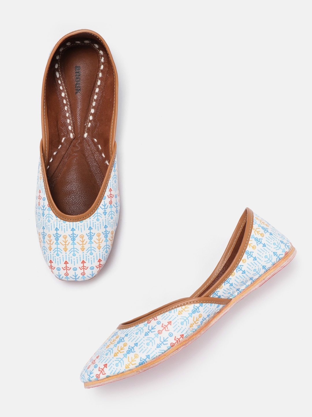 mojaris myntra