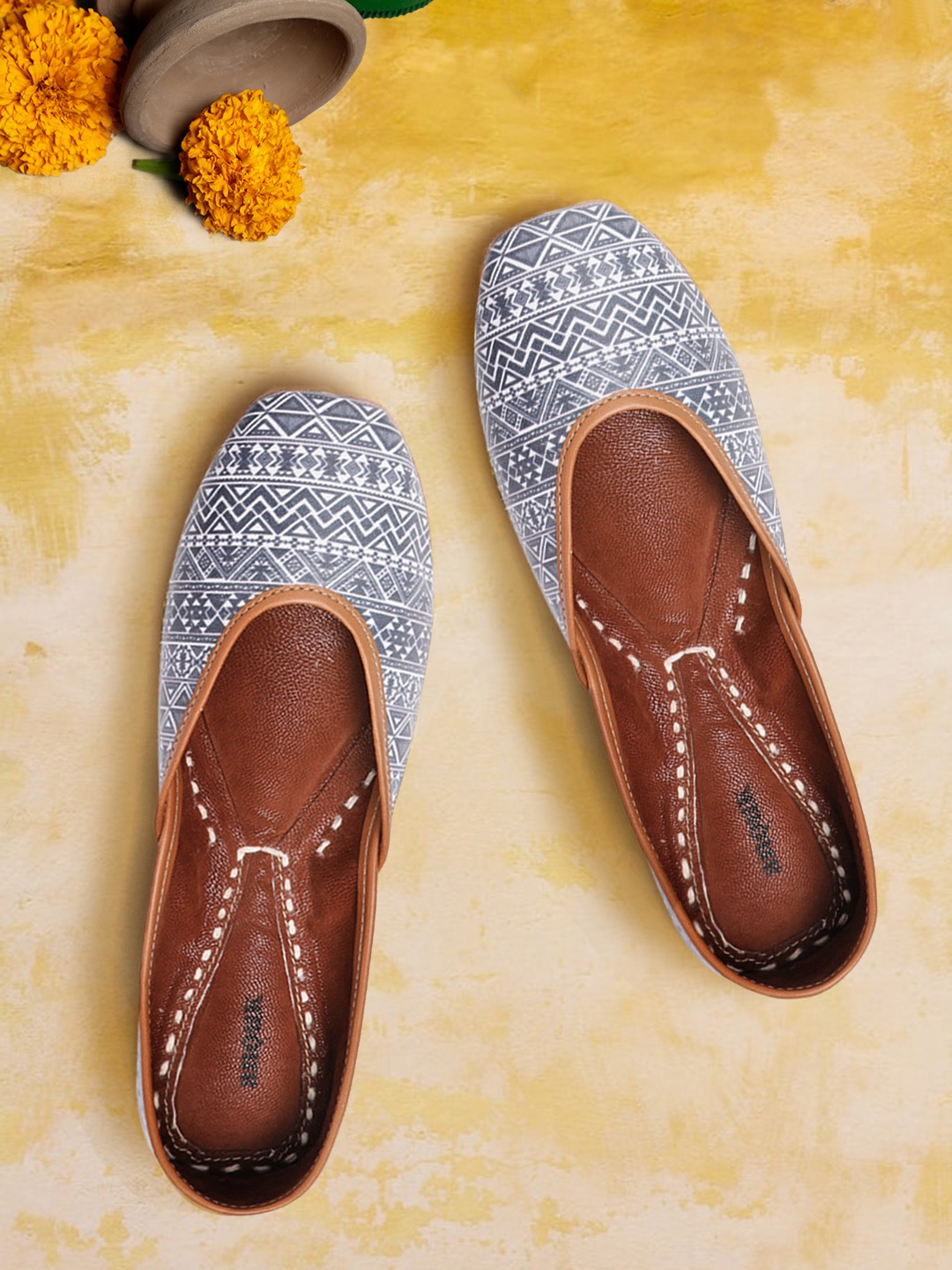 charcoal grey flats