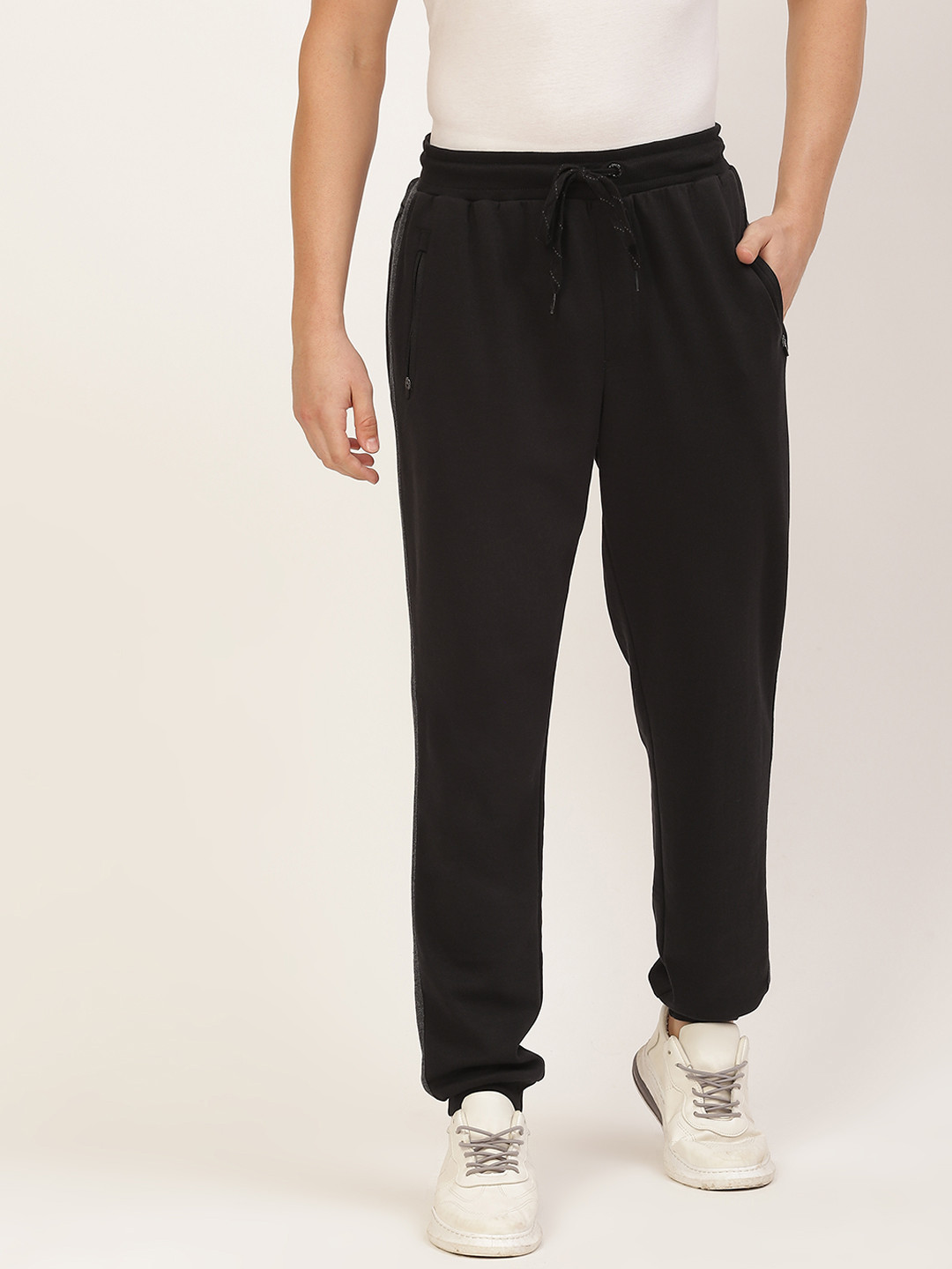 Buy Jockey Men Black Solid Pure Cotton Mid Rise Drawstring Joggers