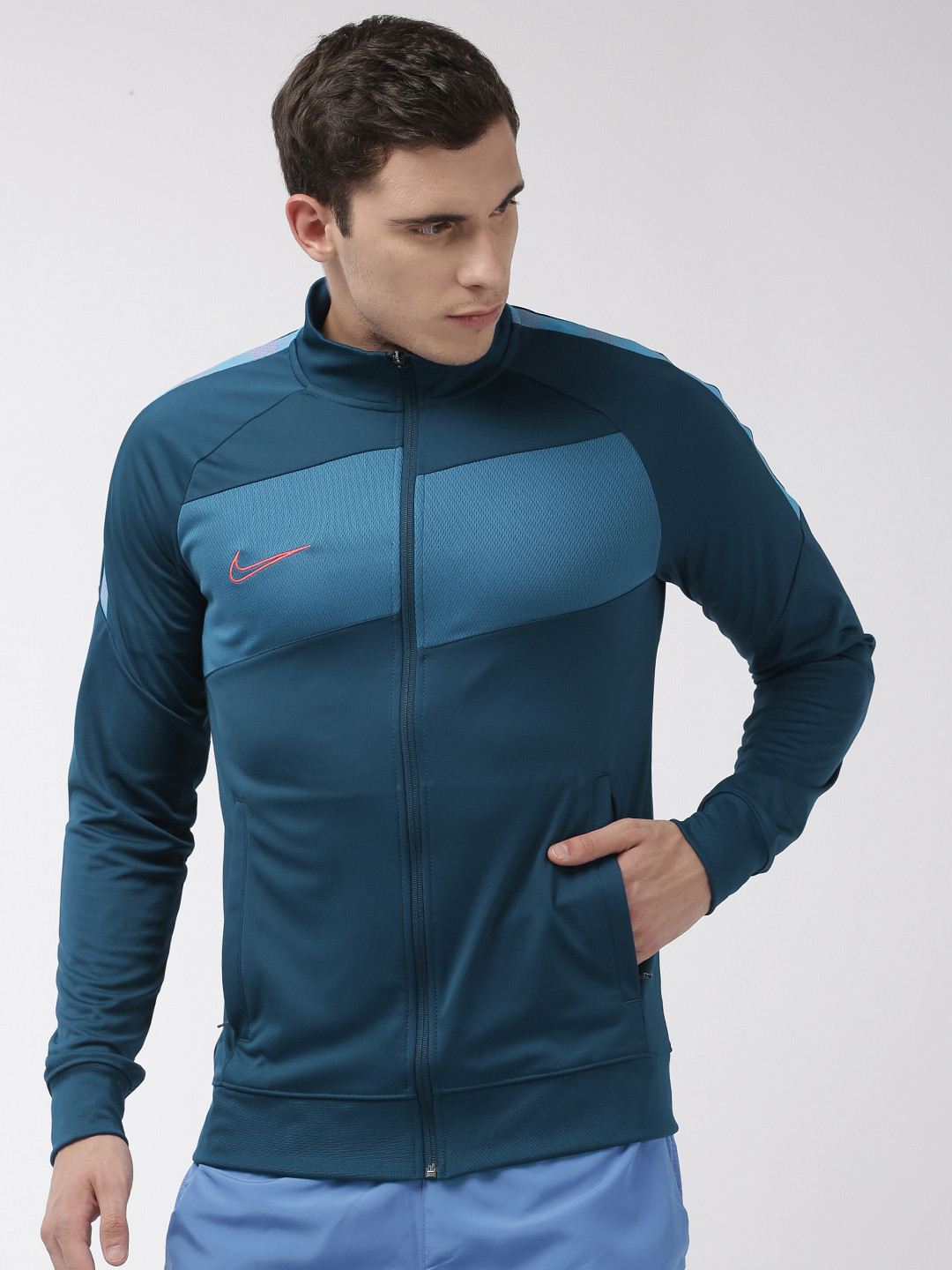 Buy Nike Men Blue Solid Dri Fit Bomber Jacket - Jackets for Men 11290314 | Myntra