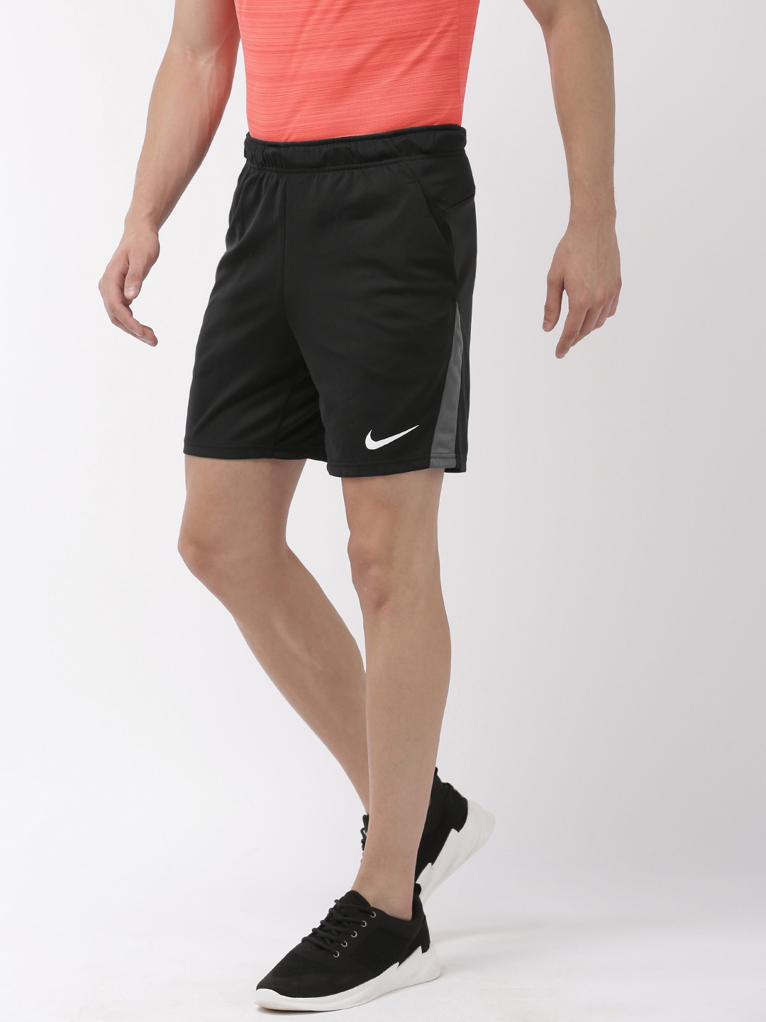 black nike shorts mens