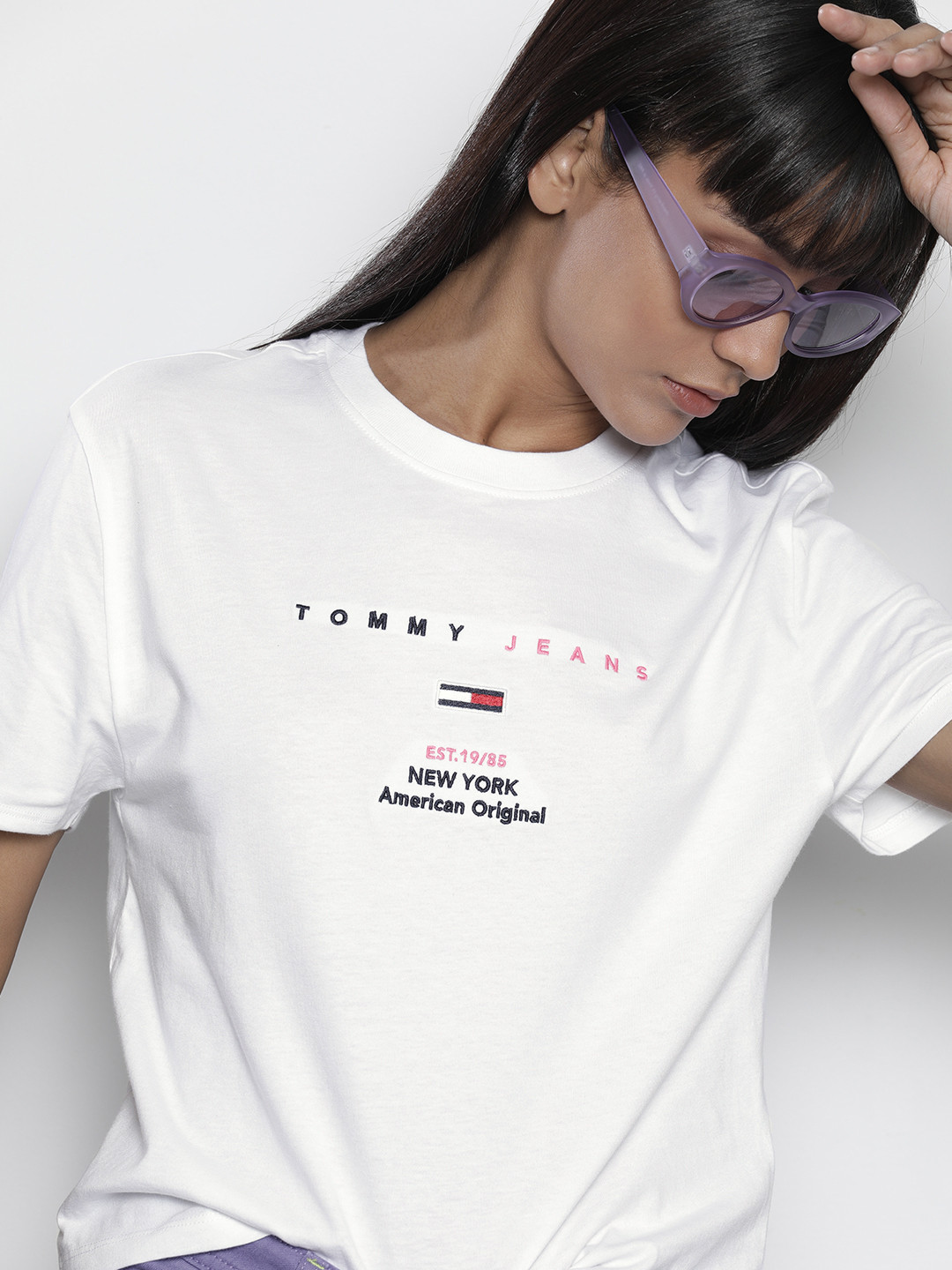 Buy Tommy Hilfiger Women White Solid Round Neck T Shirt Tshirts for