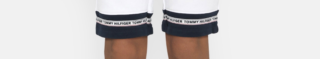 Buy Tommy Hilfiger Boys Navy Blue & White Colourblocked Regular Fit ...