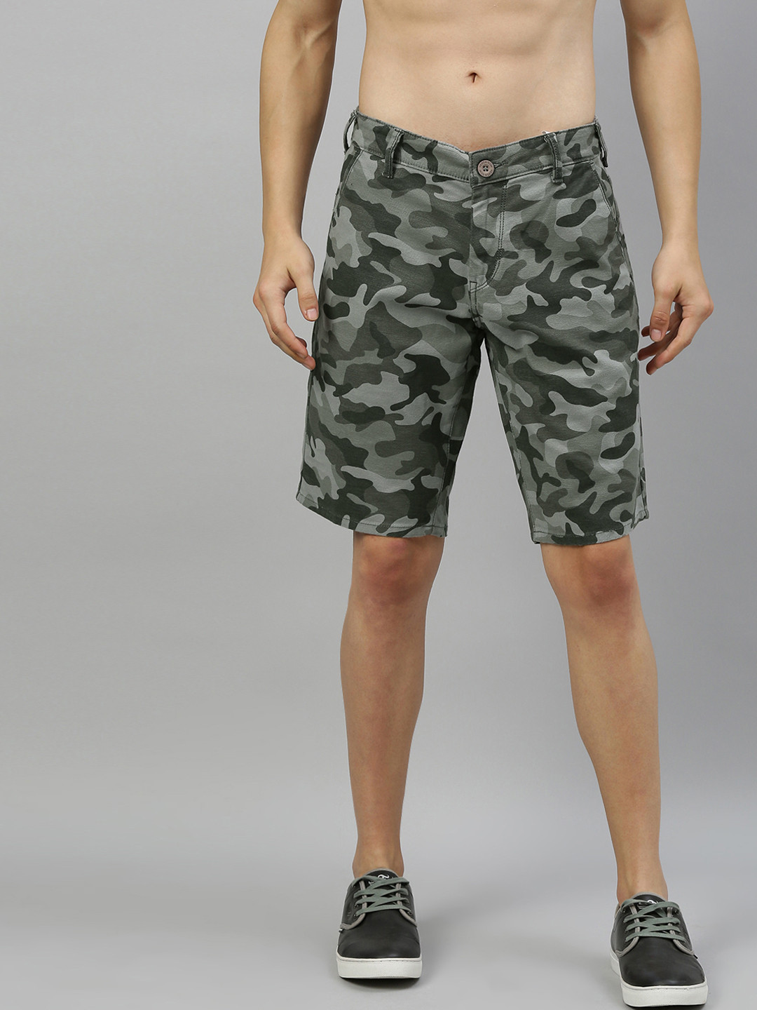 Buy HERE&NOW Men Grey & Olive Green Camouflage Printed Regular Fit