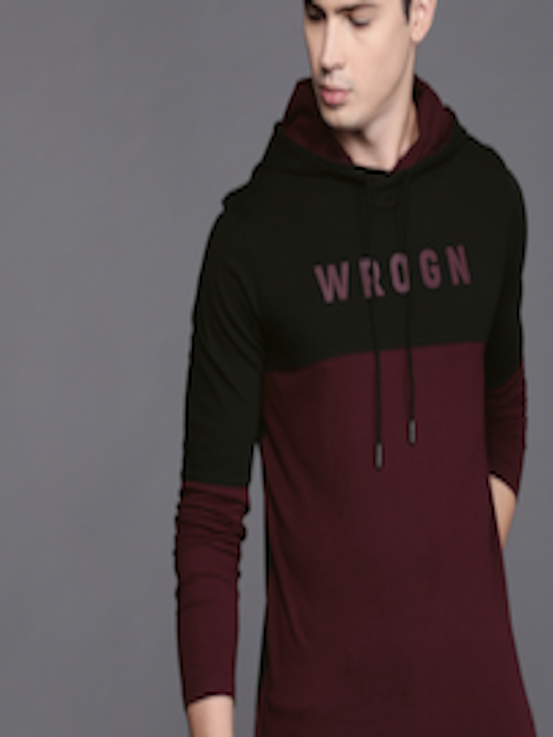 Buy WROGN Men Maroon Black Slim Fit Colourblocked Hooded Pure Cotton T ...