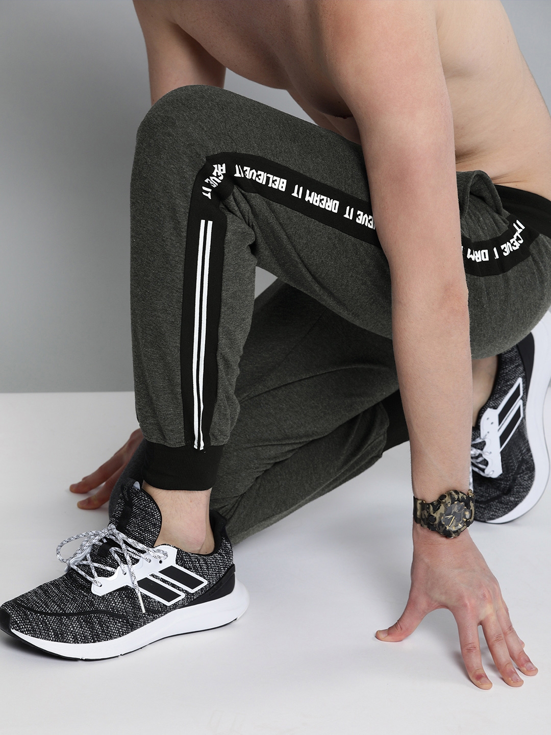 straight fit joggers mens